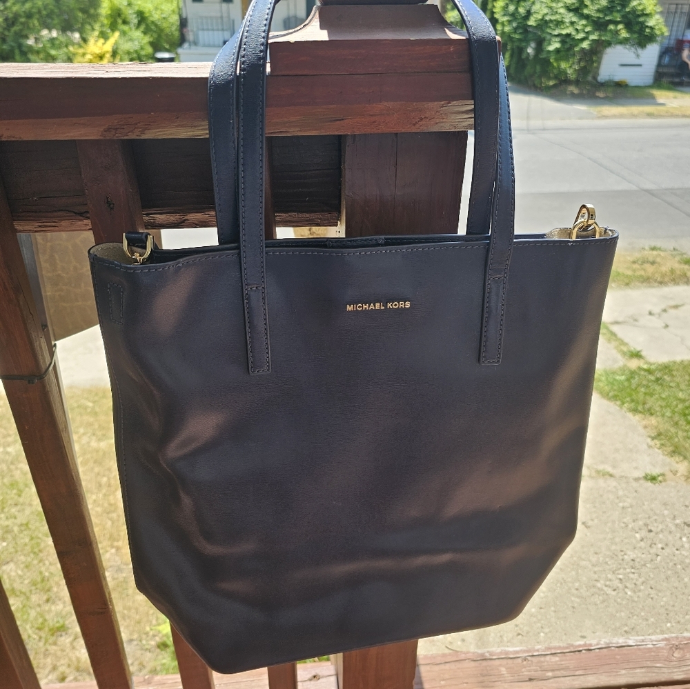 Michael Kors tote